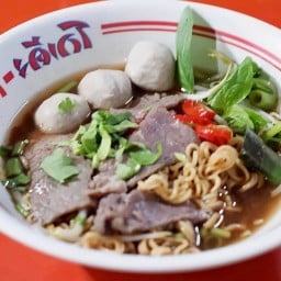 ก๋วยเตี๋ยว น้ำตกต้มยำ เย็นตาโฟbyเจ๊พวน
