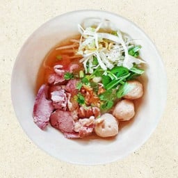 ก๋วยเตี๋ยวเนื้อน้ำใส