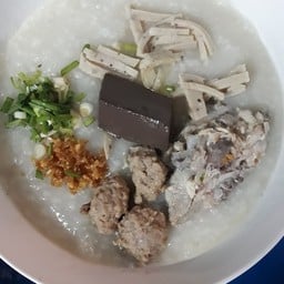 โจ็กไม่ใส่ไข่
