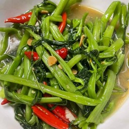 ผัดผักบุ้งไฟแดง