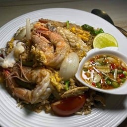 ข้าวผัดโบราณทะเล