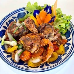 ปูนิ่มผัดพริกไทยดำ