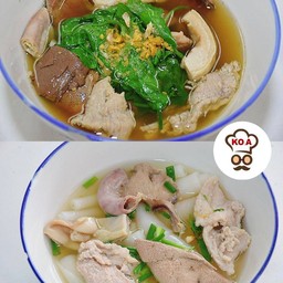 เกาเหลาเลือดหมูตำลึง 2 ถุง + ก๋วยจั๊บน้ำใสหมู 2 ถุง