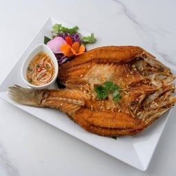 ปลากะพงทอดน้ำปลา