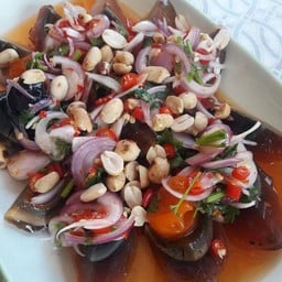 ยำไข่เยี่ยวม้า