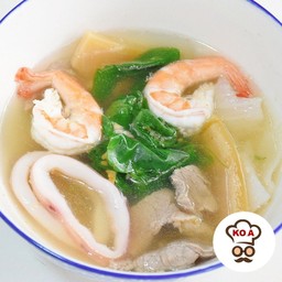 เกาเหลา รวมมิตรตำลึง (เนื้อ + ทะเล)