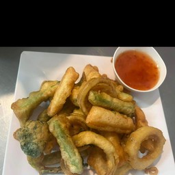 ผักรวมชุบแป้งทอด