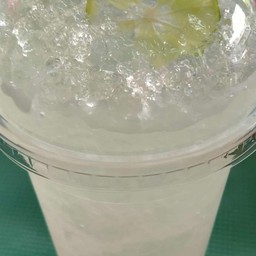 น้ำมะนาวสด