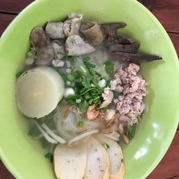 ก๋วยเตี๋ยวต้มยำแม่ตุน/อาหารตามสั่ง)