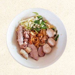 ก๋วยเตี๋ยวแห้งเนื้อ