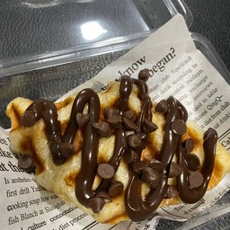 CROFFLE DARK CHOC CHIP 2ชิ้น