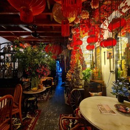 Flower Mulan Nyonya Café