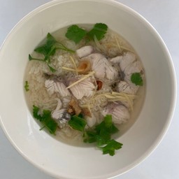 ยายกะย่าข้าวต้มปลารสเด็ด