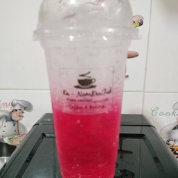 น้ำแดงโซดา