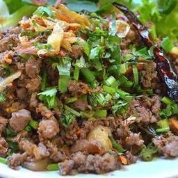 ลาบเนื้อสุกเปรี้ยว