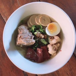 ก๋วยเตี๋ยวท่าน้ำ