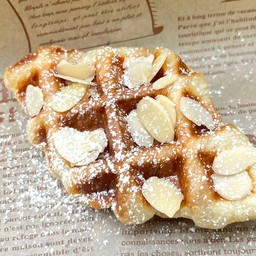 Honey almond (น้ำผึ้ง อัลมอนด์)