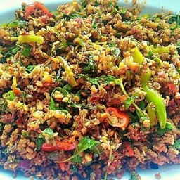 ผัดเผ็ดนกกระทา (กับข้าว)