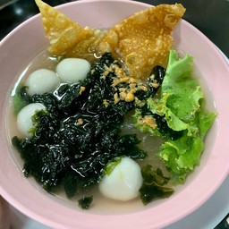 ก๋วยเตี๋ยวซุปสาหร่าย
