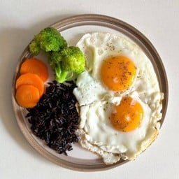 คลีน ฟู้ด กู้ด เฮล !Clean Food Good Health
 กังสดาล