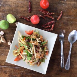 ตำครกแตก แม่ตาว