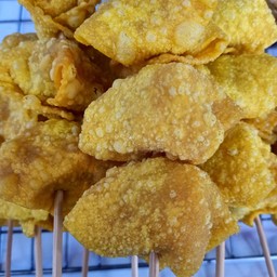 ร้านนูููรีนลูกชิ้นทอดฮาล้าล