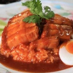 ข้าวหมูกรอบ ( พิเศษ )