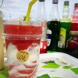 สตอเบอรี่โยเกิร์ต