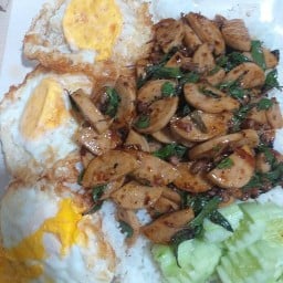 กินเป็นถาด