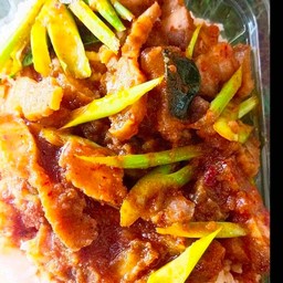 ผัดพริกแกง(กับข้าว)