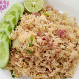ข้าวผัดแหนม