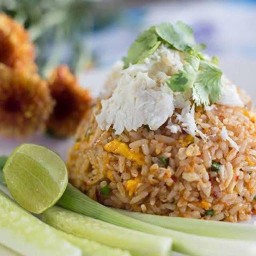 ข้าวต้มปลา อาหารตามสั่ง