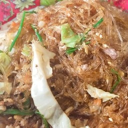 ผัดวุ้นเส้น(กับข้าว)
