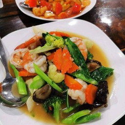 บล็อคโคลี่ผัดกุ้ง