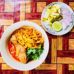 ข้าวซอยต้นเกว๋น