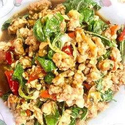 กะเพราหมูสับ(กับข้าว)