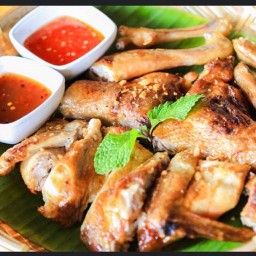 ไก่ย่างเขาสวนกวาง สาขาอมตะชลบุรี บ้านเก่า