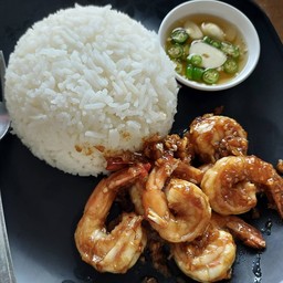 ข้าวกุ้งกระเทียมพริกไทย