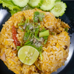 ข้าวผัดต้มยำทะเล