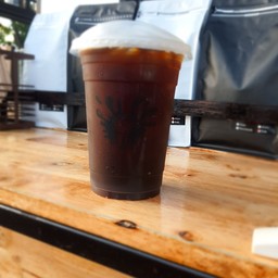 วานซืน สตรีทคอฟฟี่ โรสเตอร์(wan-suen street Coffee) การกีฬามุกดาหาร