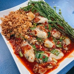 Spicy Oyster Salad