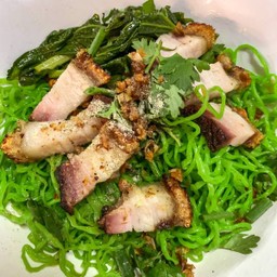 หมี่หยก หมูกรอบ