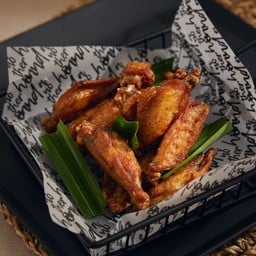 Fish Sauce Chicken Wings