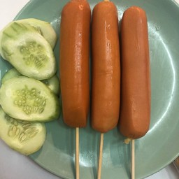 ไส้กรอกจัมโบ้รมควันหนังกรอบ