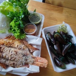 เมี่ยงปลาเผา แฮปปี้แลนด์ เจ๊นก