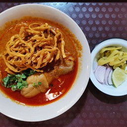 ข้าวซอยไก่