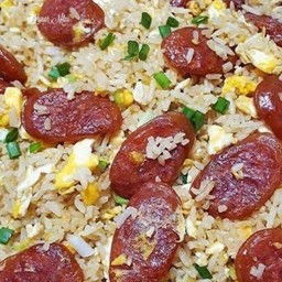 ข้าวผัดไข่กุนเชียง