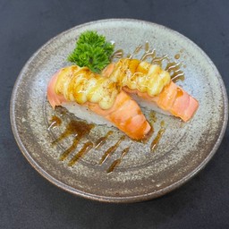 ซูชิ แซลมอนย่างมายองเนส(1คำ)