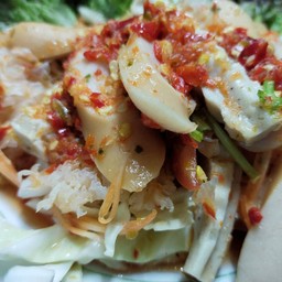ยำสองสหาย