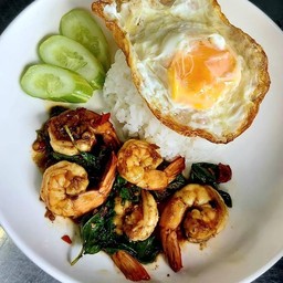 ข้าว กะเพรากุ้ง